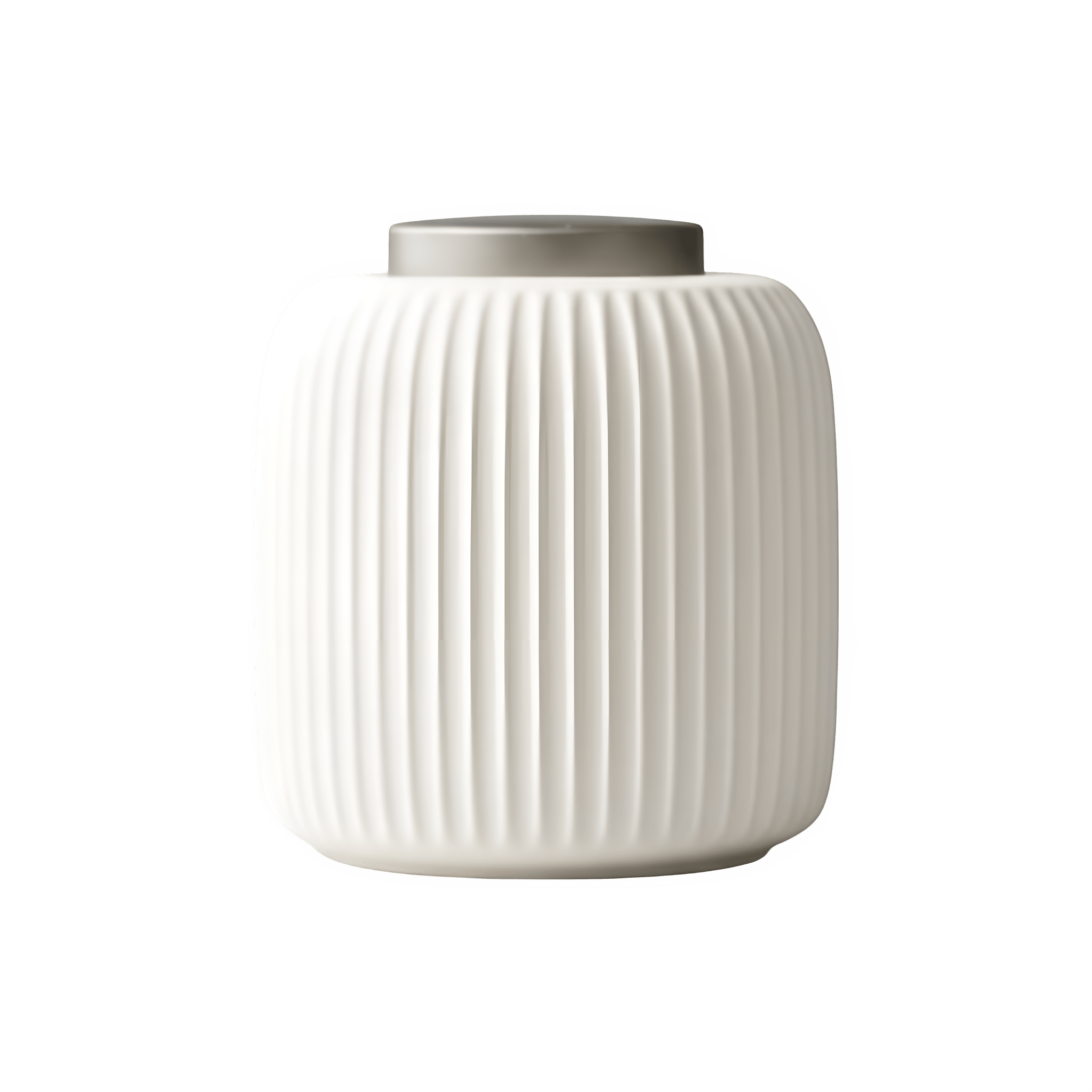 Witte geribbelde keramische urn met een zilverkleurige deksel, ovale vorm