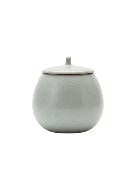Ronde lichtgrijze keramische urn met deksel, craquelé glazuur